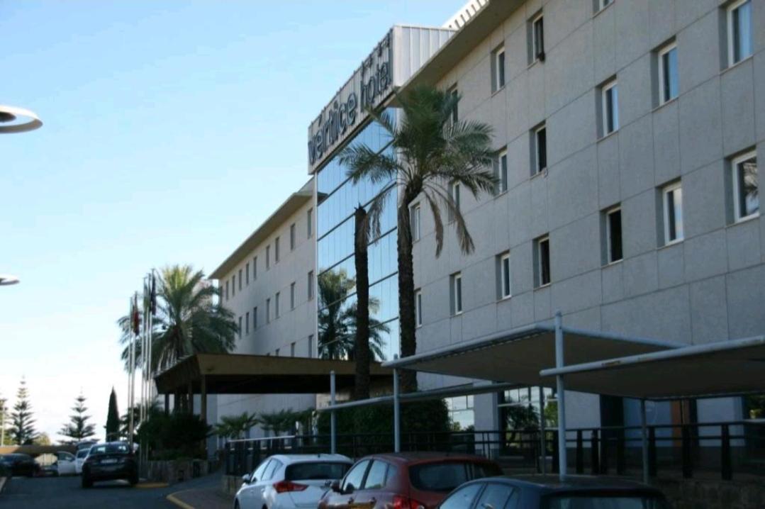 Seville Luxury Apartment Parking Opcional Bormujos Buitenkant foto