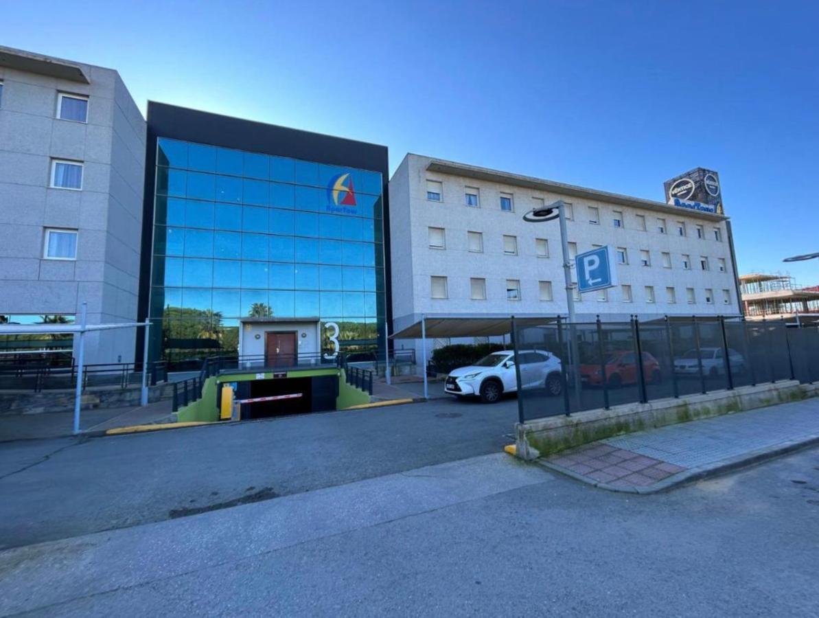 Seville Luxury Apartment Parking Opcional Bormujos Buitenkant foto